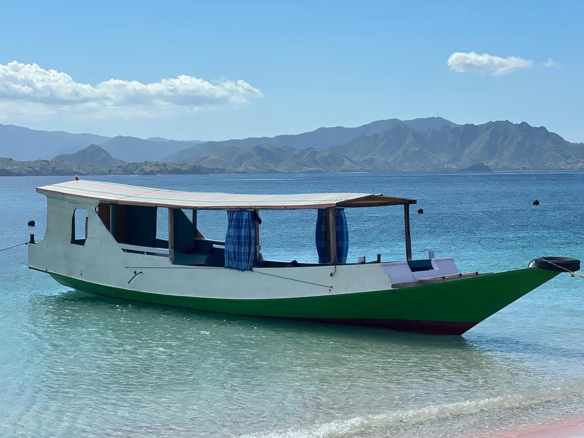 Jhuna Komodo Homestay 외부 사진