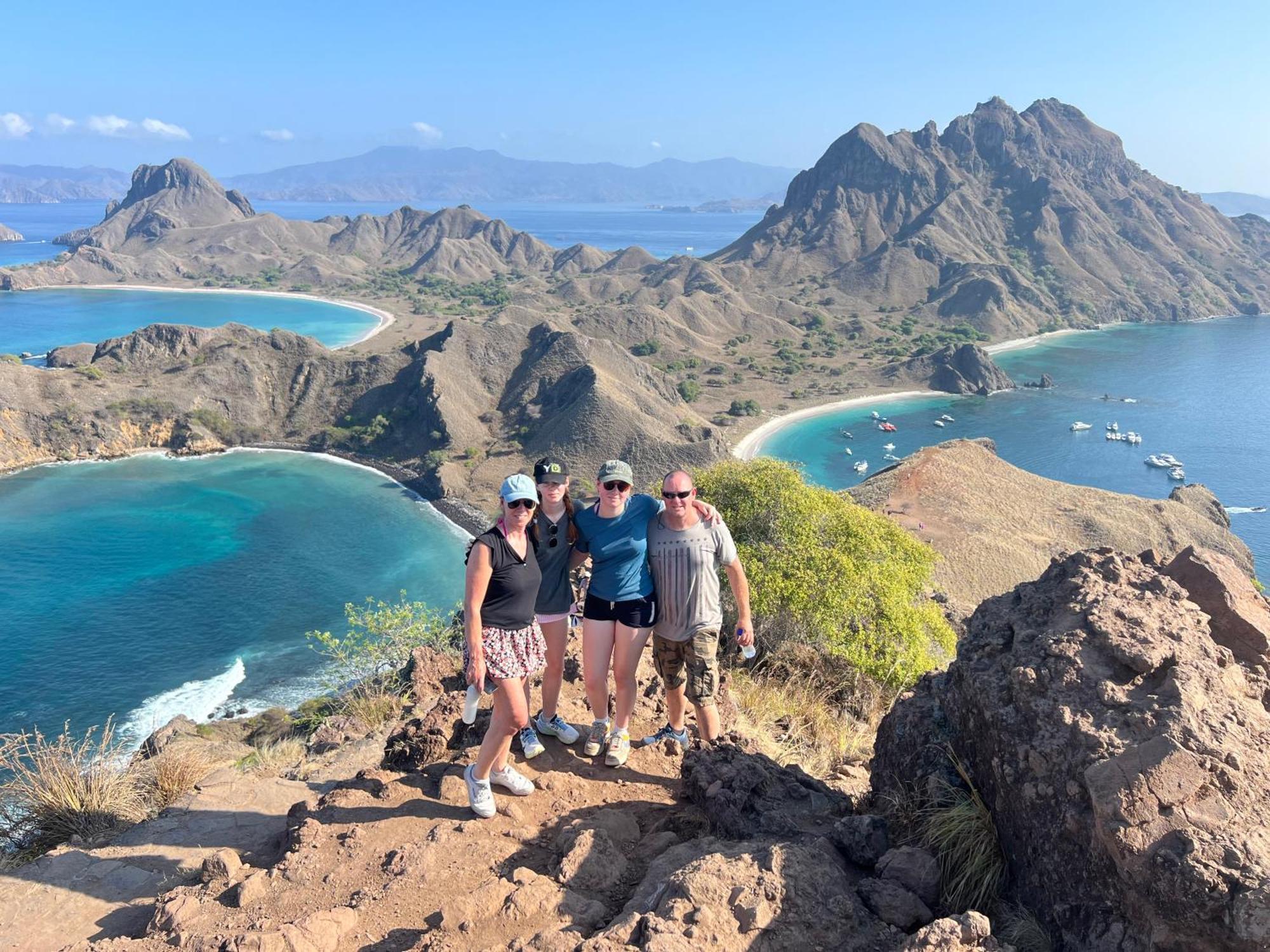 Jhuna Komodo Homestay 외부 사진