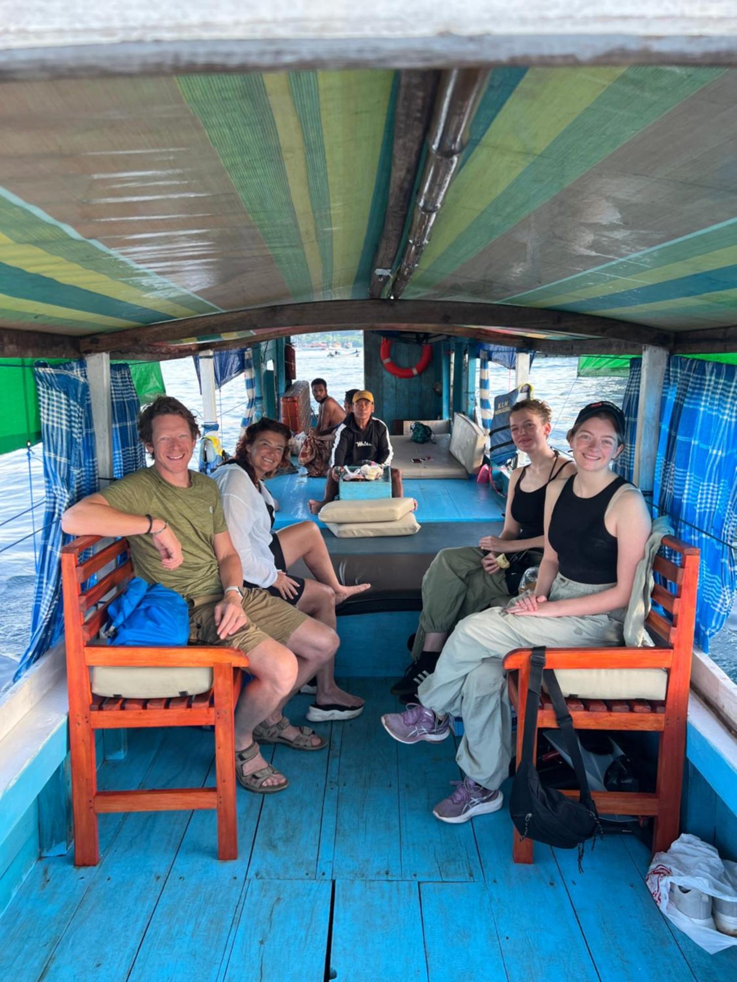 Jhuna Komodo Homestay 외부 사진